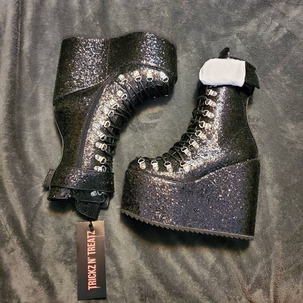 Dolls Kill Trickz N' Treatz Goth, Emo, Rave Sparkle Glitter Platform Boots US 9